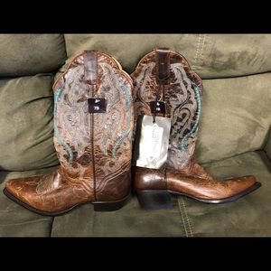 Ladies Cowboy Boots size 7